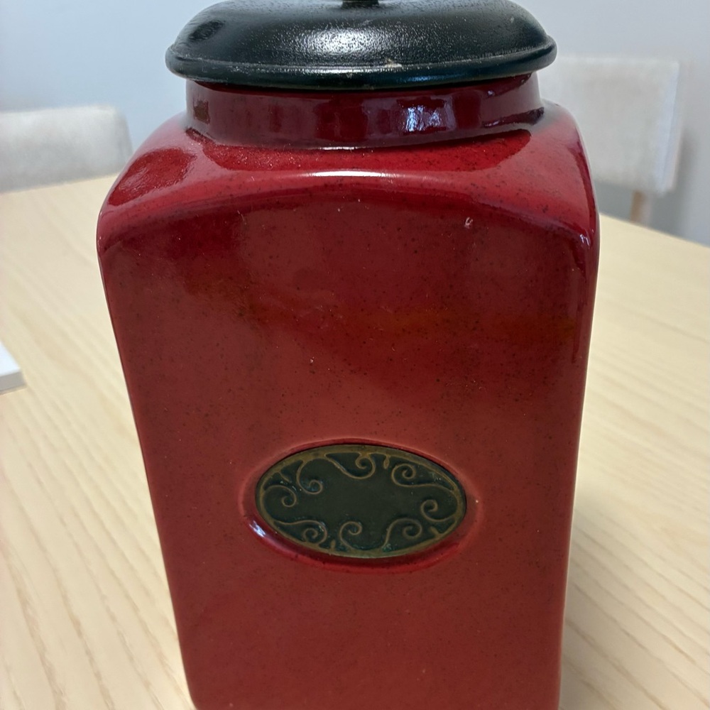 Pier One EUC Mulberry Ceramic Canister.